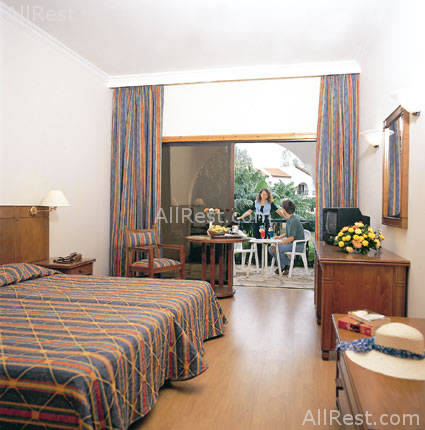 Louis Princess Beach Hotel 12